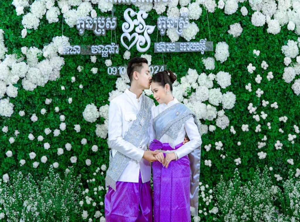 မြန်မာအောင်ကားများ